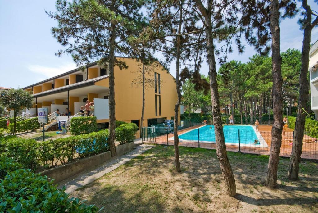 Residence Cinzia Pool Bibione Bagian luar foto