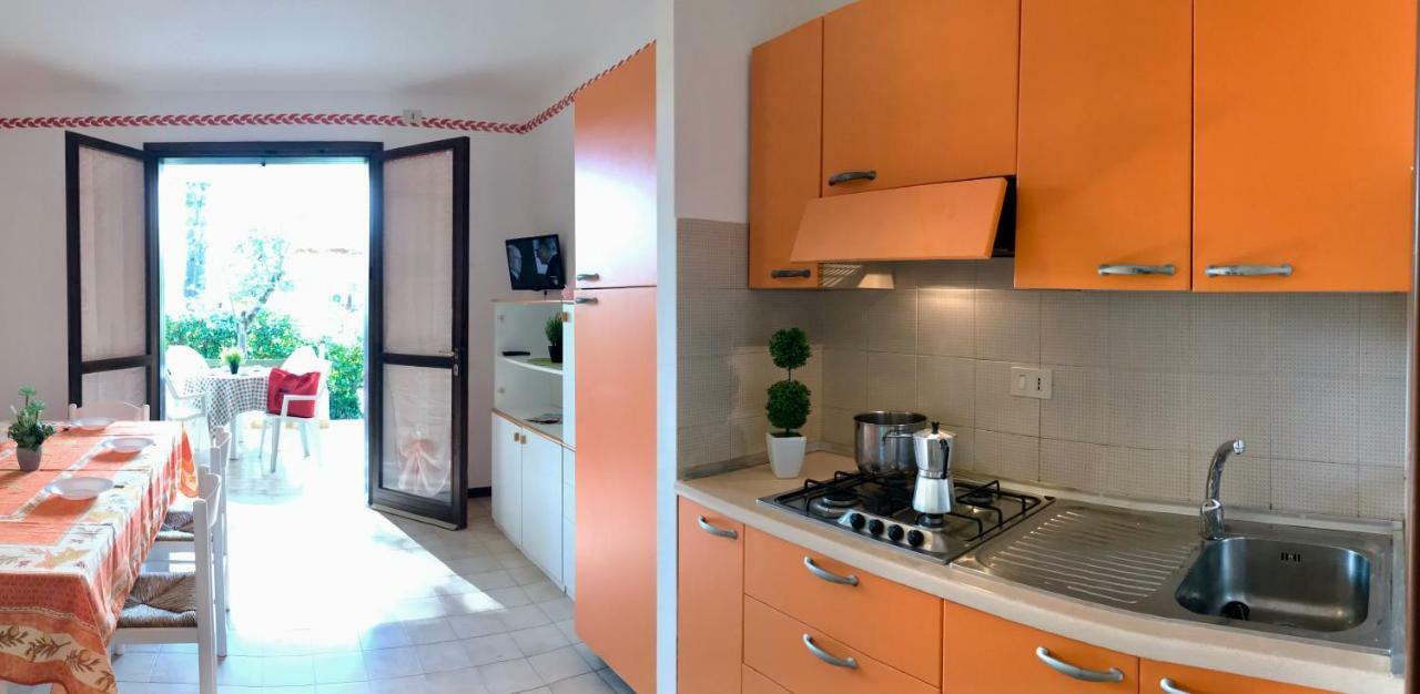Residence Cinzia Pool Bibione Bagian luar foto